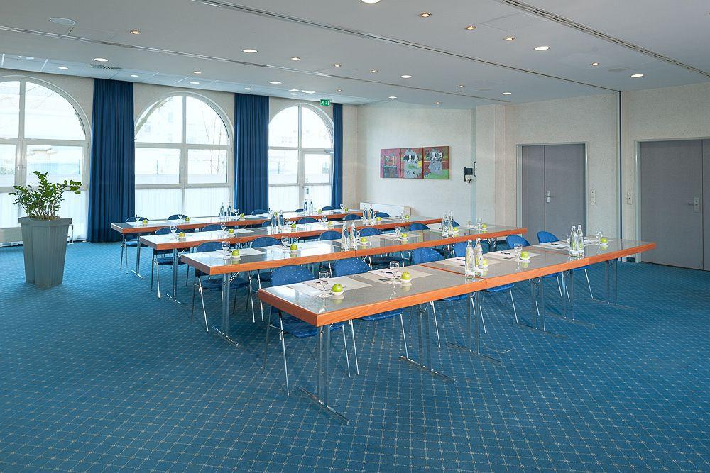 Dorint Airport-Hotel Berlin-Tegel Экстерьер фото