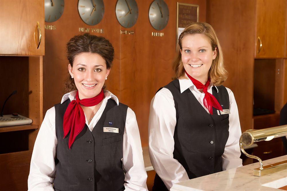 Dorint Airport-Hotel Berlin-Tegel Экстерьер фото