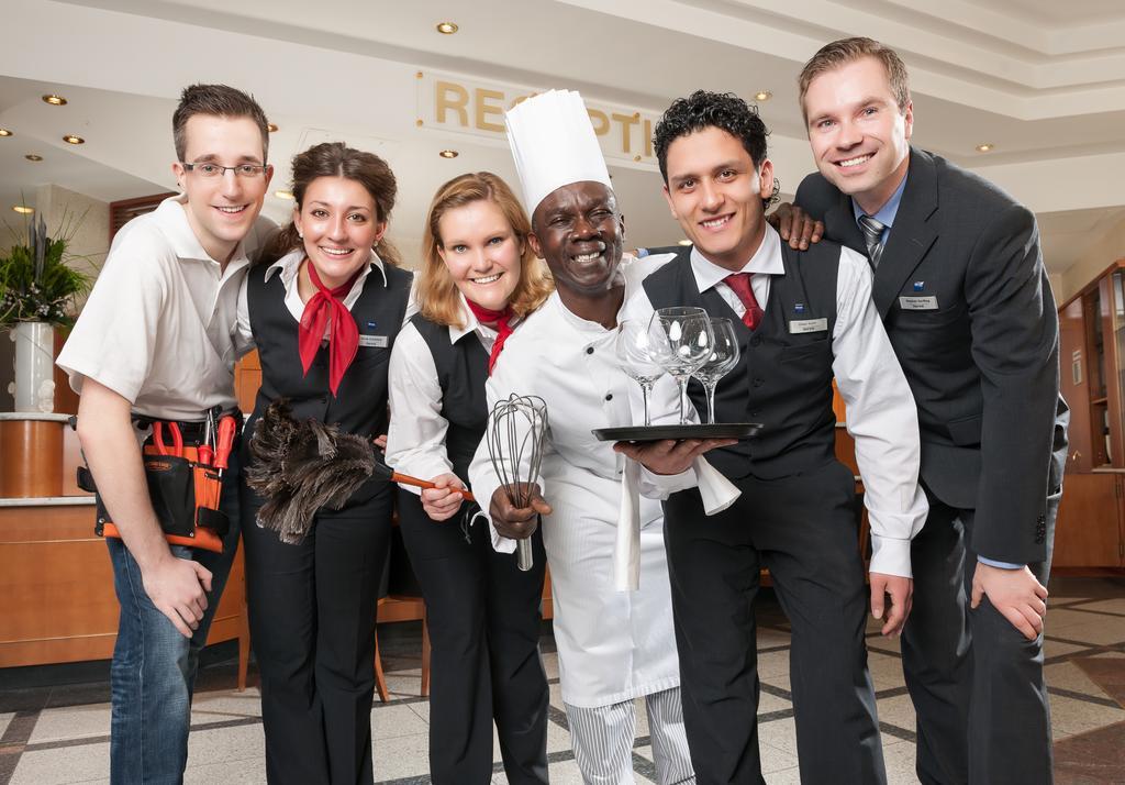 Dorint Airport-Hotel Berlin-Tegel Экстерьер фото