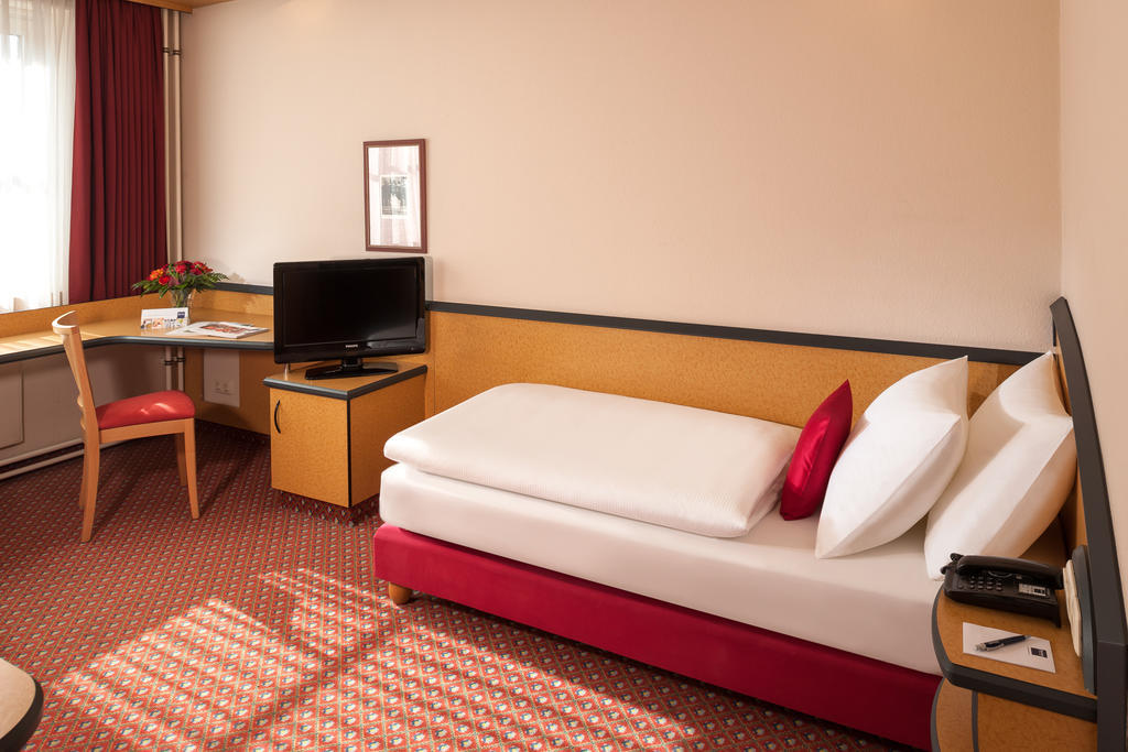 Dorint Airport-Hotel Berlin-Tegel Номер фото